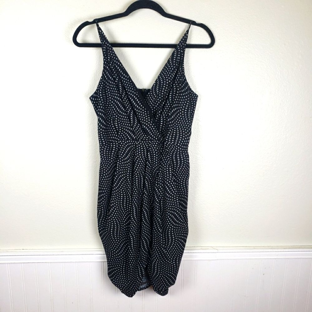 Women's Express Poka Dot Bubble Mini Short V-Neck Dress Size Small